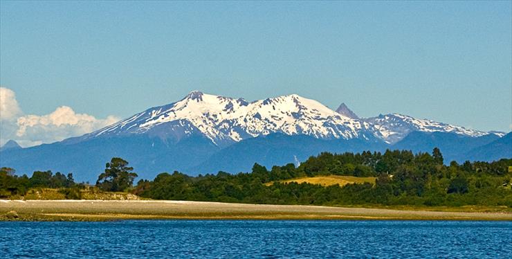 Chile - wulkan Yate.jpg
